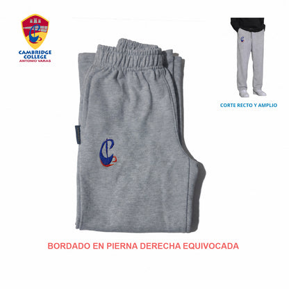 Pantalón de Buzo - Cambridge College Antonio Varas error de bordado en pierna - Haram